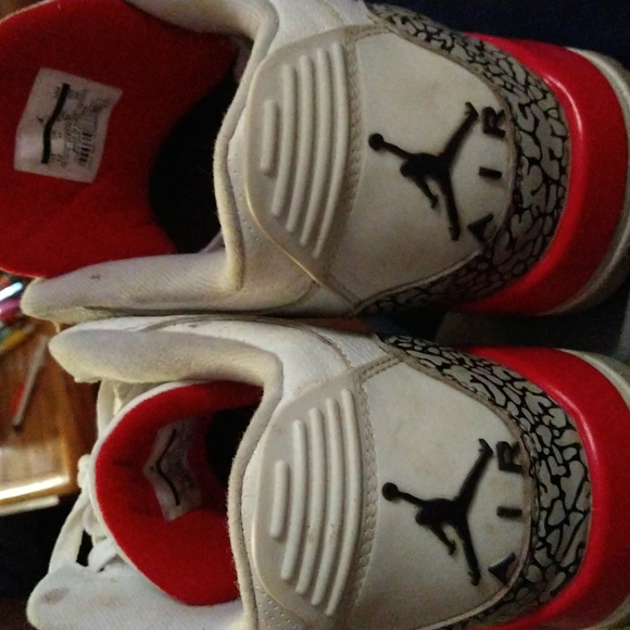 Jordan shoes size - Picture 1 of 2